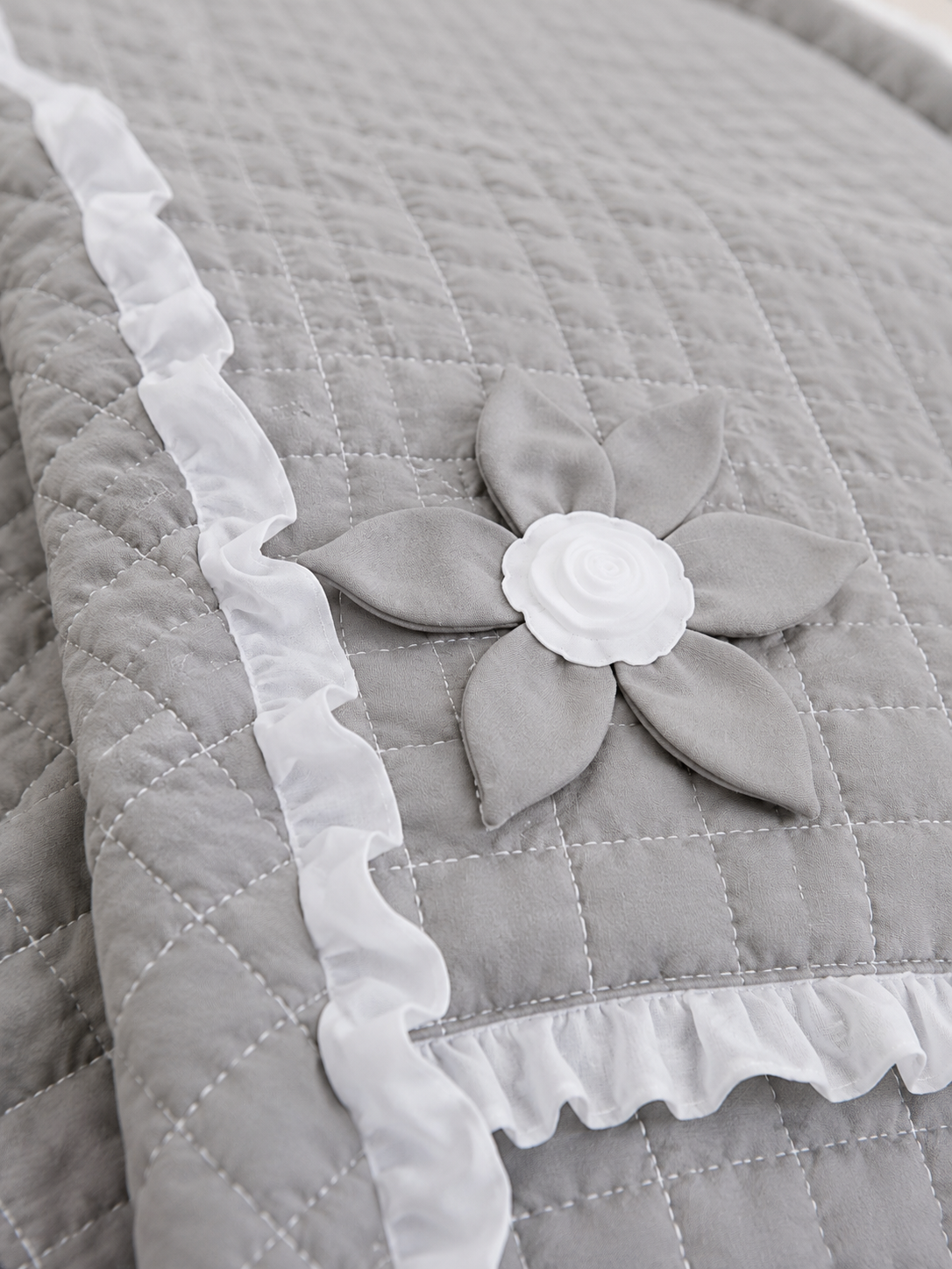 3D Floral Quilted Bedspread Set